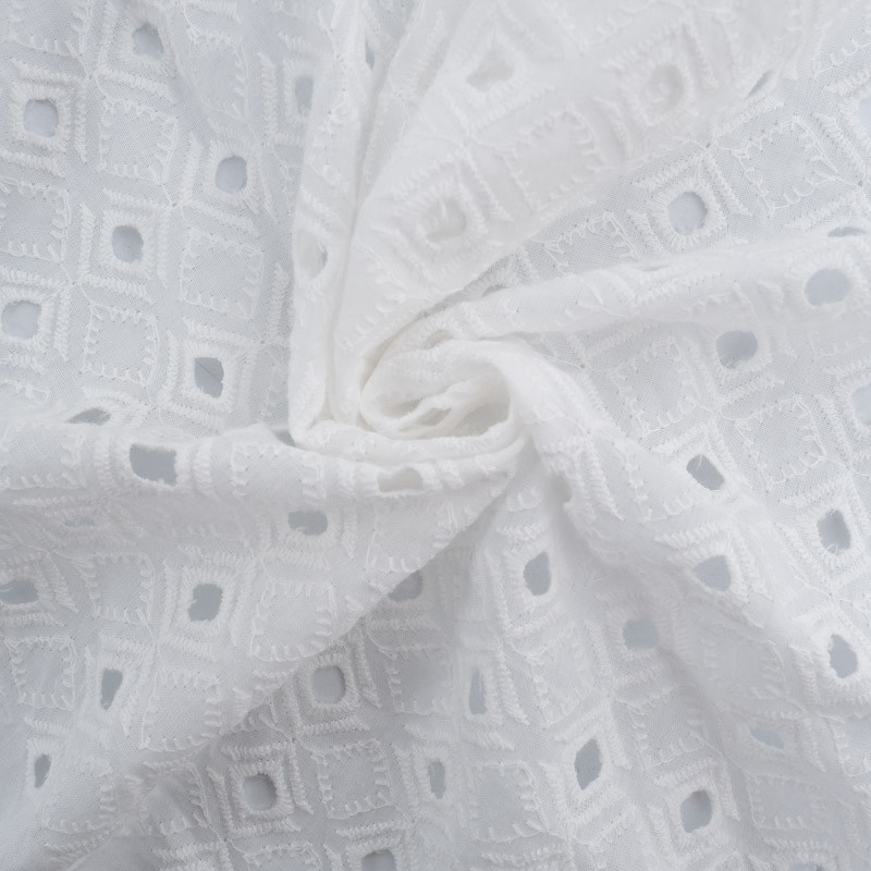 Broderie Anglaise Géométrique Losange Blanc Crème - Maison Klem